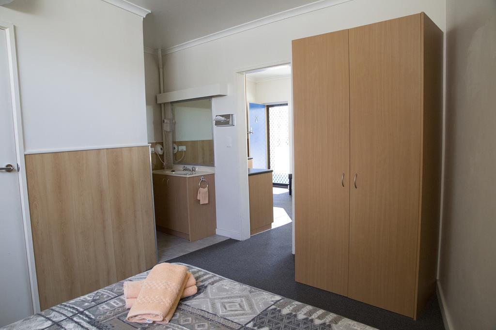 Bamboo Motor Inn Lakes Entrance Kültér fotó